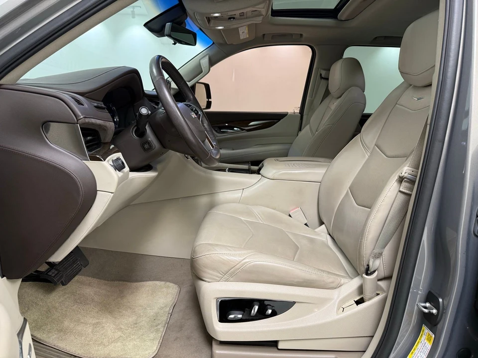 2017 Cadillac Escalade 4th Gen - Image 16 of 21