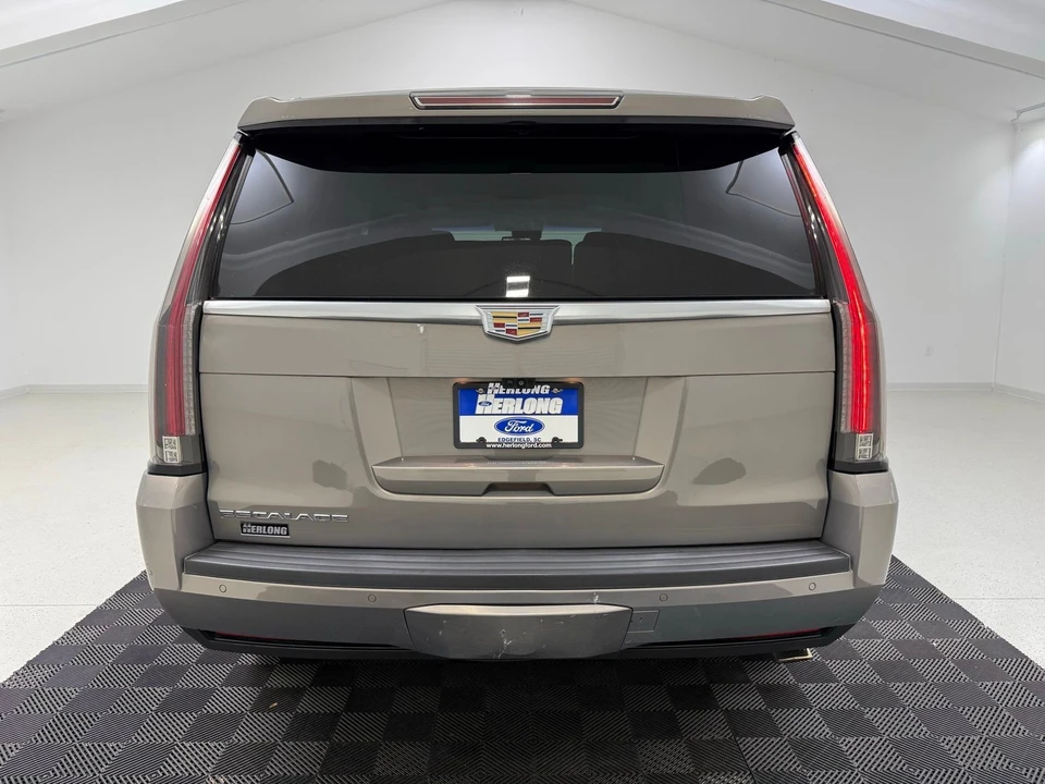 2017 Cadillac Escalade 4th Gen - Image 7 of 21