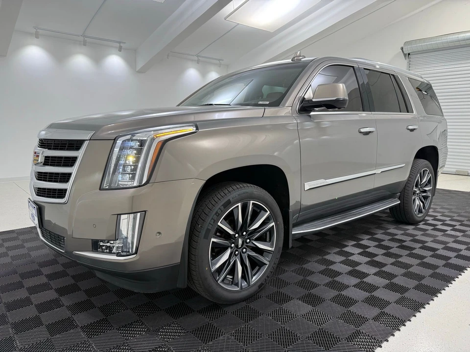 2017 Cadillac Escalade 4th Gen - Image 4 of 21