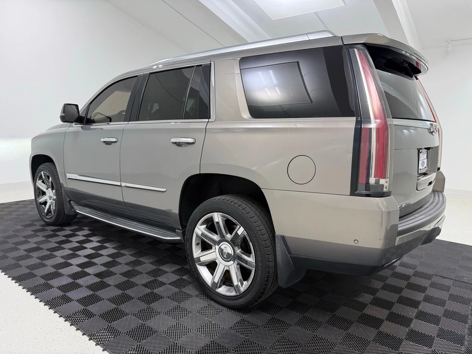 2017 Cadillac Escalade 4th Gen - Image 6 of 21