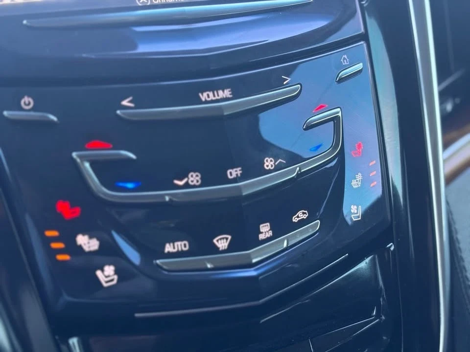 2017 Cadillac Escalade 4th Gen - Image 19 of 19