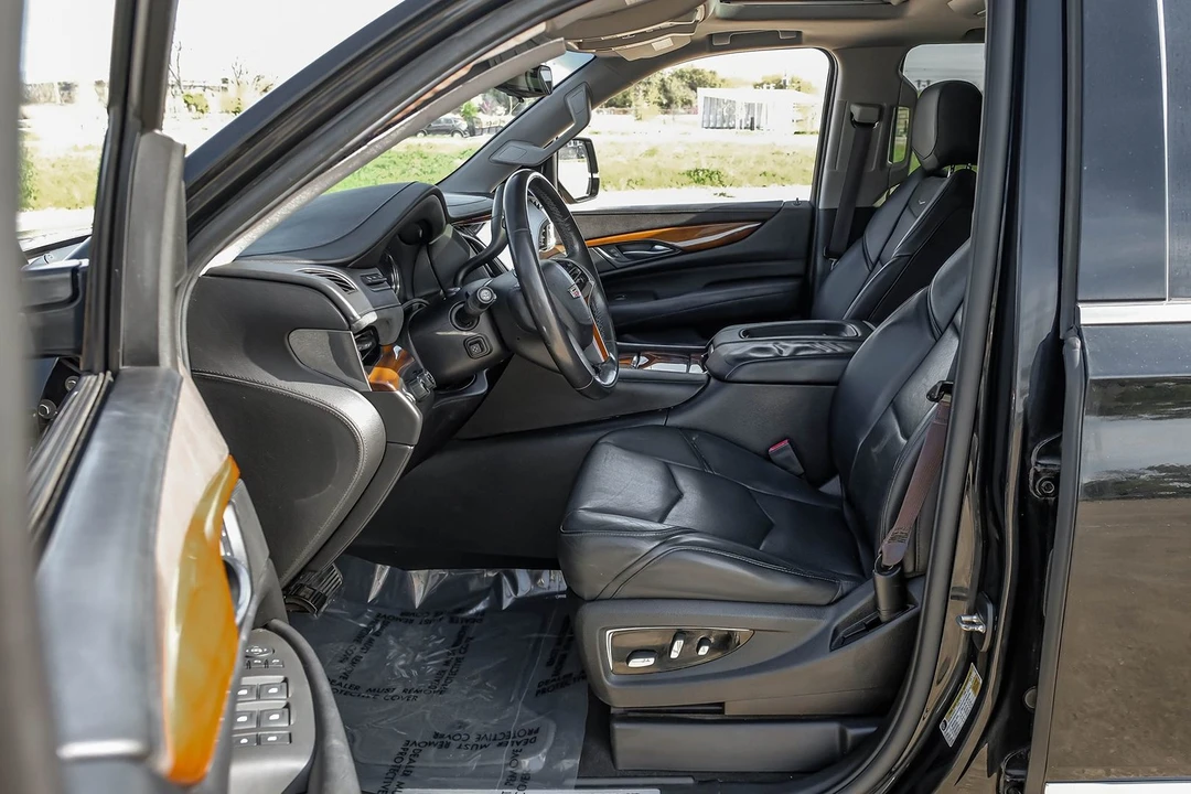 2017 Cadillac Escalade 4th Gen - Image 5 of 31