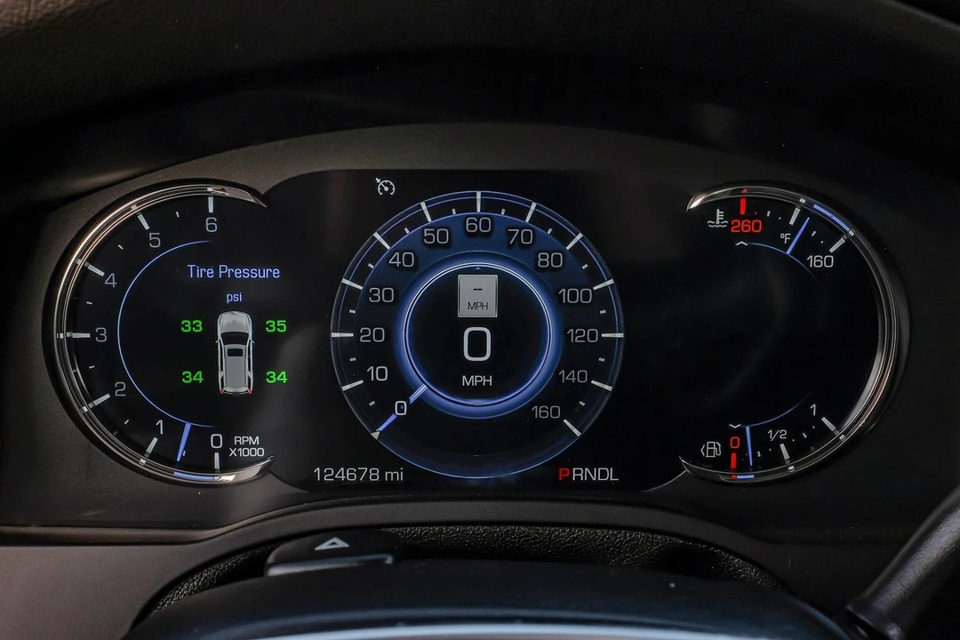 2017 Cadillac Escalade 4th Gen - Image 22 of 31