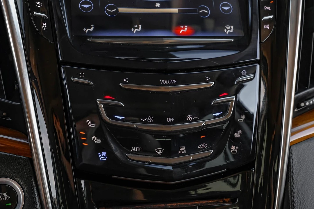 2017 Cadillac Escalade 4th Gen - Image 29 of 31