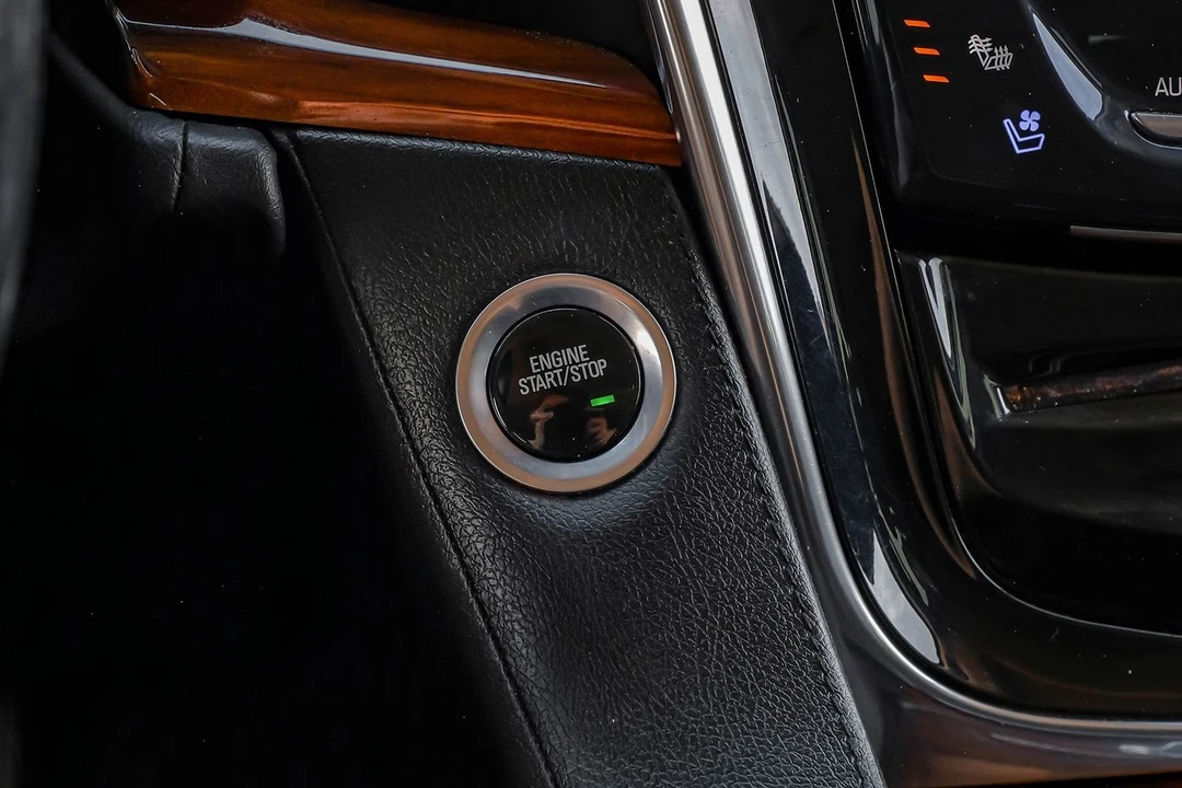 2017 Cadillac Escalade 4th Gen - Image 24 of 31