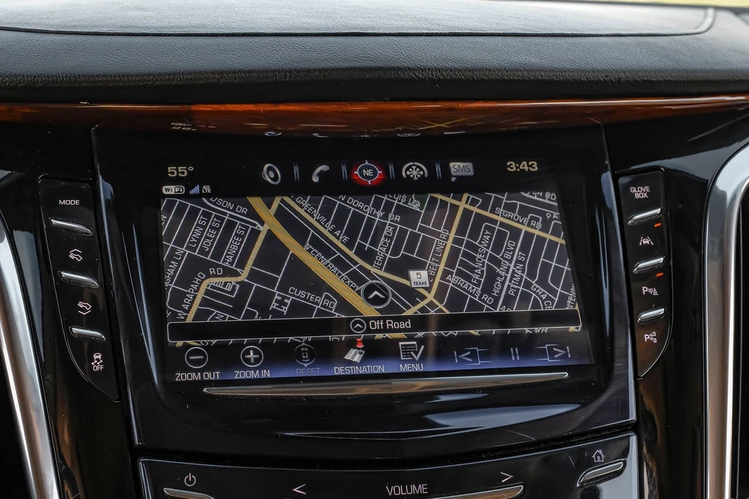 2017 Cadillac Escalade 4th Gen - Image 25 of 31