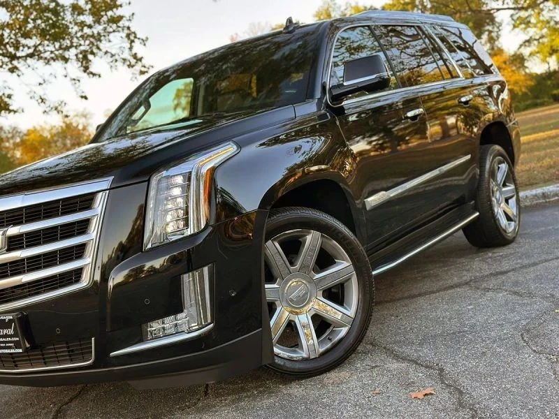 2017 Cadillac Escalade 4th Gen - Image 10 of 12