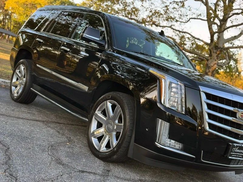 2017 Cadillac Escalade 4th Gen - Image 12 of 12