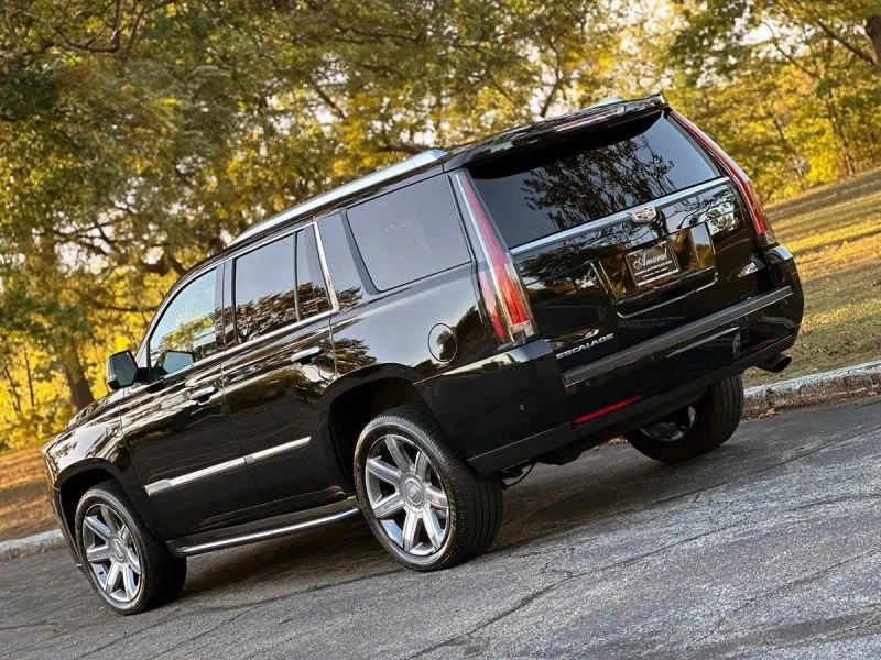 2017 Cadillac Escalade 4th Gen - Image 5 of 12