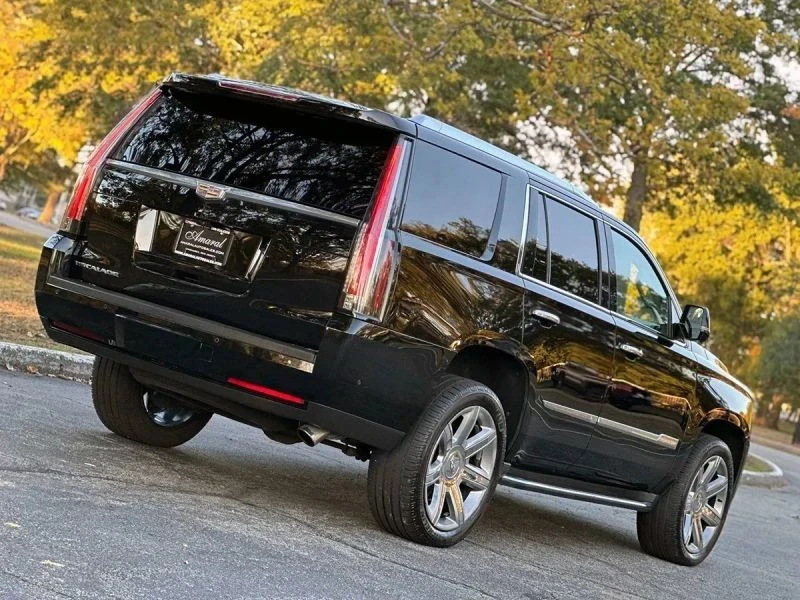 2017 Cadillac Escalade 4th Gen - Image 6 of 12
