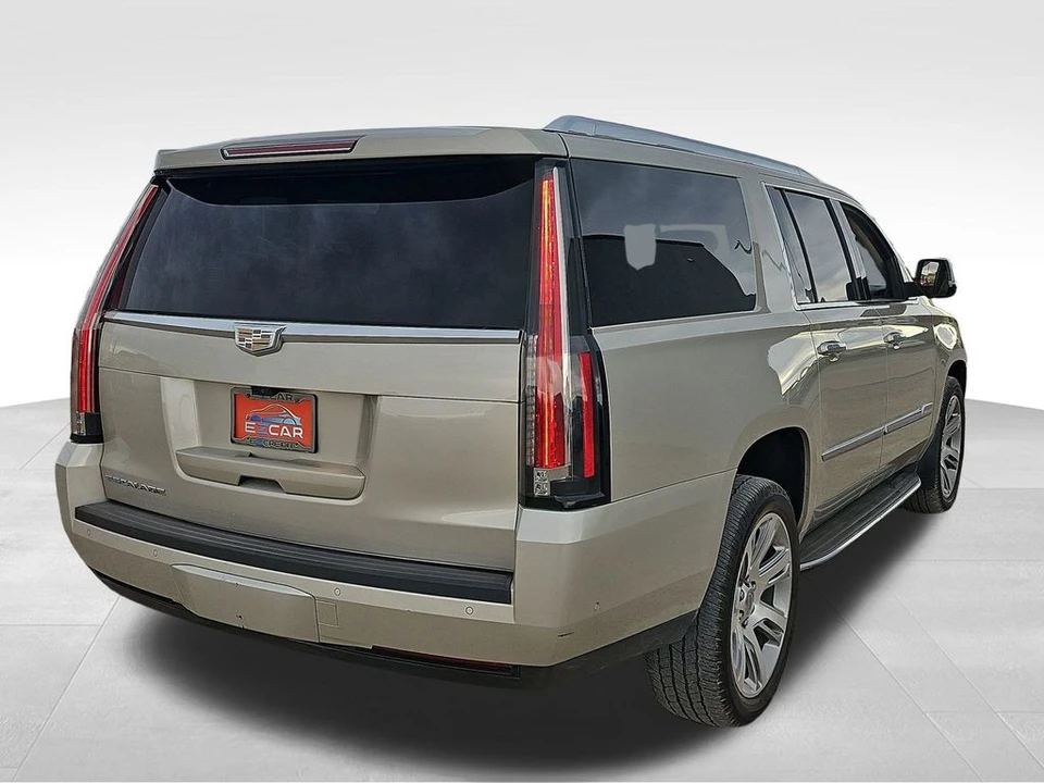 2017 Cadillac Escalade 4th Gen - Image 13 of 21