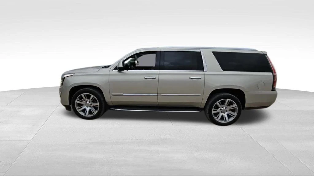 2017 Cadillac Escalade 4th Gen - Image 5 of 12