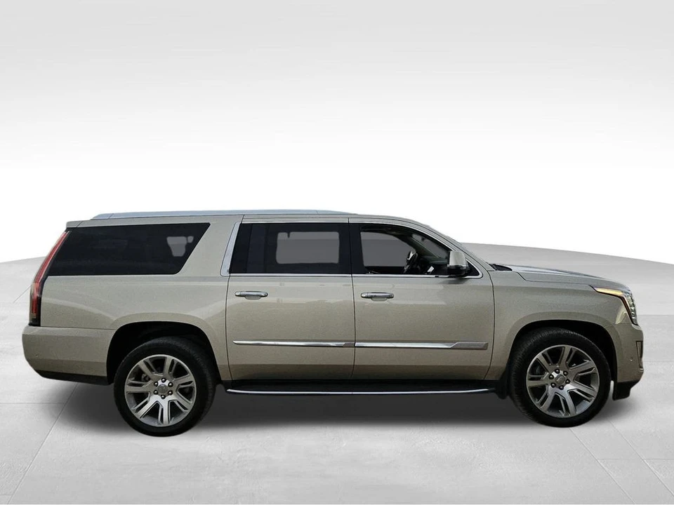2017 Cadillac Escalade 4th Gen - Image 12 of 12