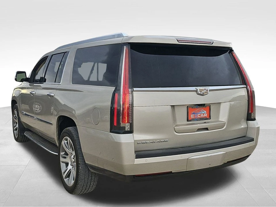 2017 Cadillac Escalade 4th Gen - Image 15 of 21
