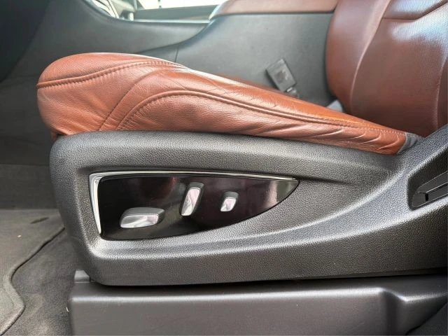 2017 Cadillac Escalade 4th Gen - Image 19 of 21