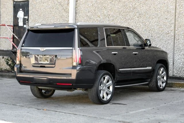 2017 Cadillac Escalade 4th Gen - Image 9 of 21