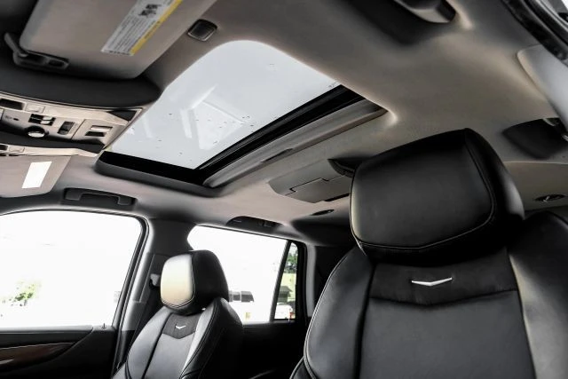 2017 Cadillac Escalade 4th Gen - Image 5 of 21