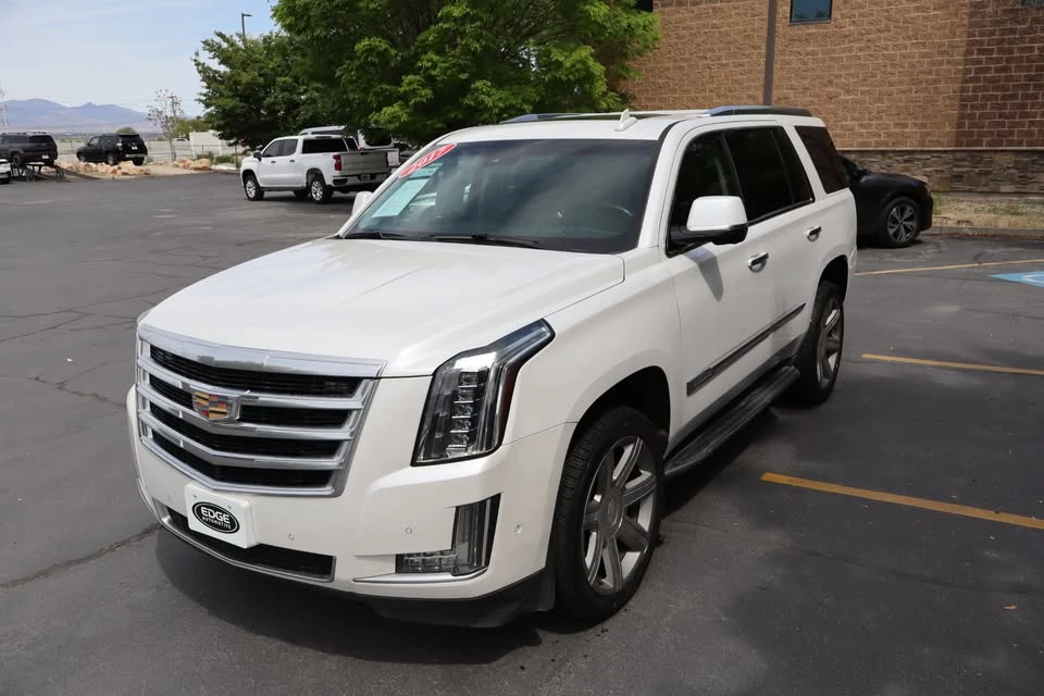 2017 Cadillac Escalade 4th Gen - Image 3 of 20