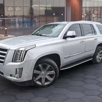 2017 Cadillac Escalade Luxury