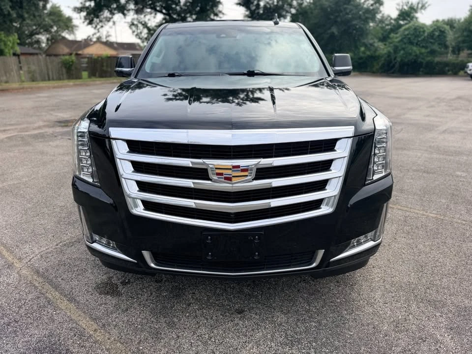 2017 Cadillac Escalade 4th Gen - Image 2 of 10