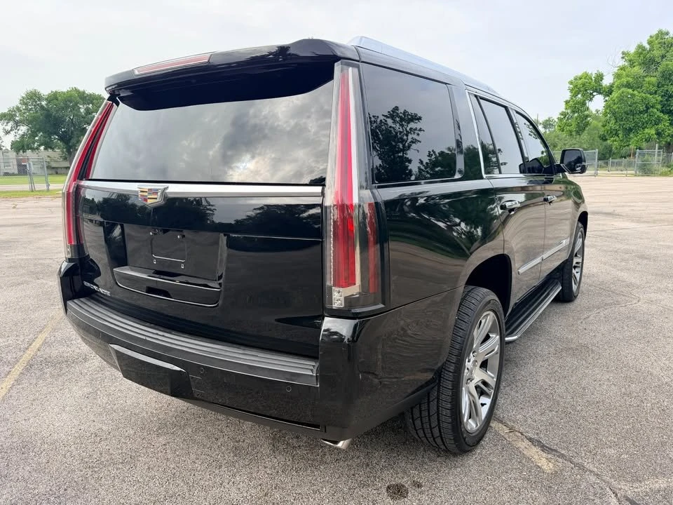 2017 Cadillac Escalade 4th Gen - Image 4 of 10
