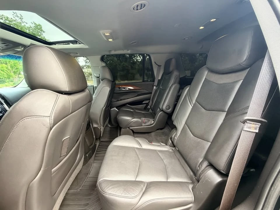 2017 Cadillac Escalade 4th Gen - Image 8 of 10
