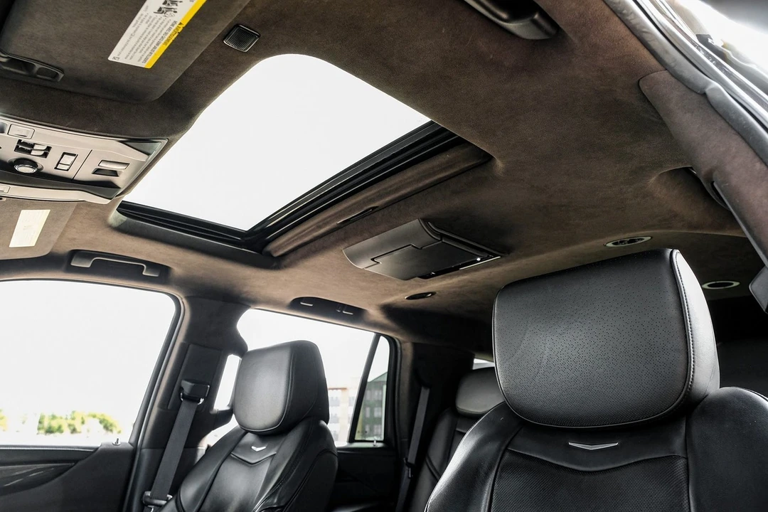 2017 Cadillac Escalade 4th Gen - Image 6 of 31