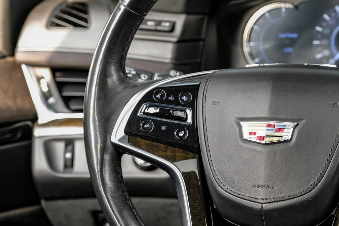 2017 Cadillac Escalade 4th Gen - Image 17 of 31