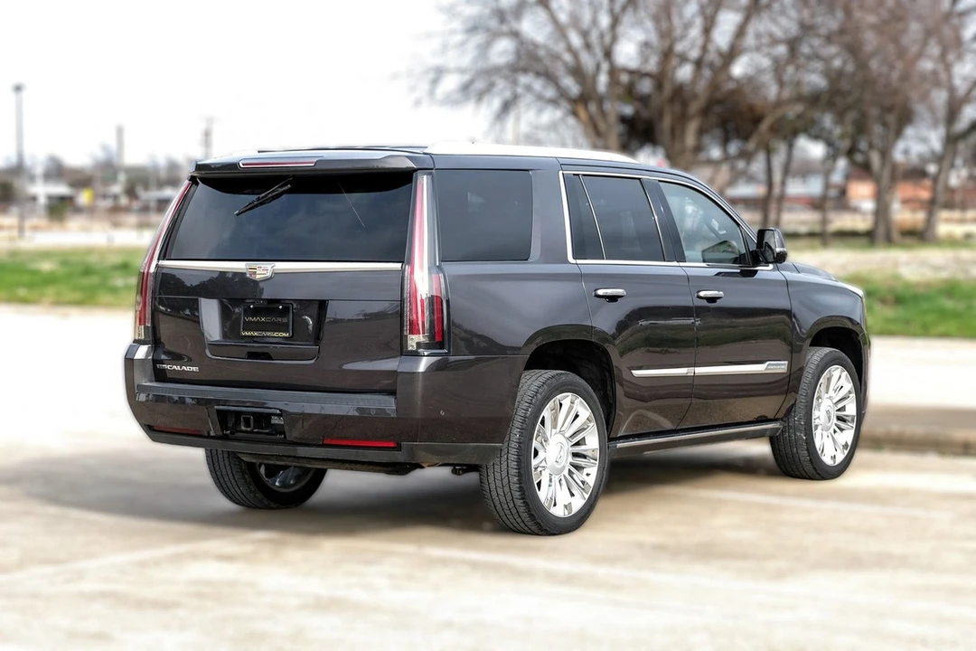 2017 Cadillac Escalade 4th Gen - Image 9 of 31