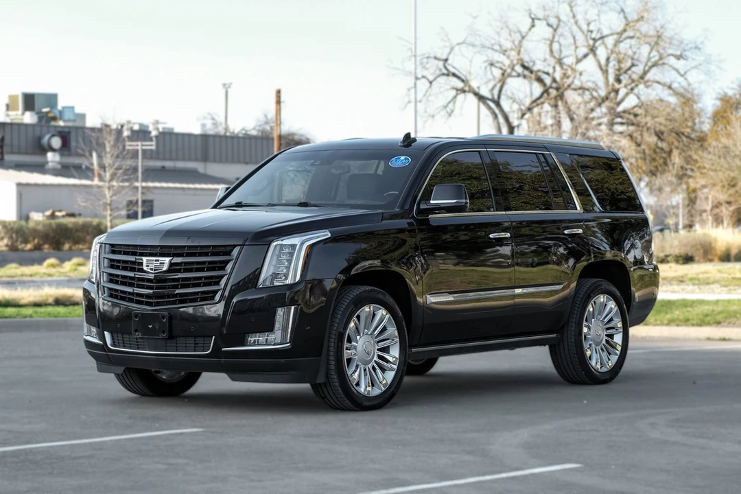 2017 Cadillac Escalade 4th Gen - Image 2 of 21