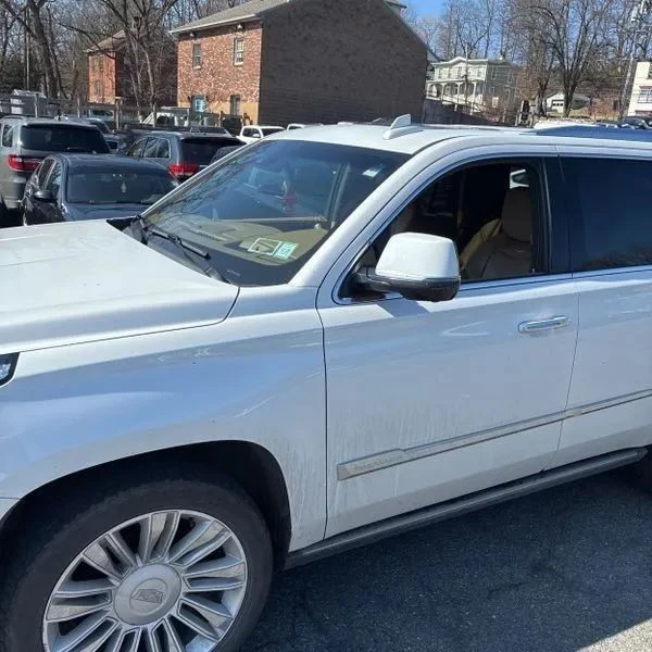 2017 Cadillac Escalade 4th Gen - Image 2 of 12
