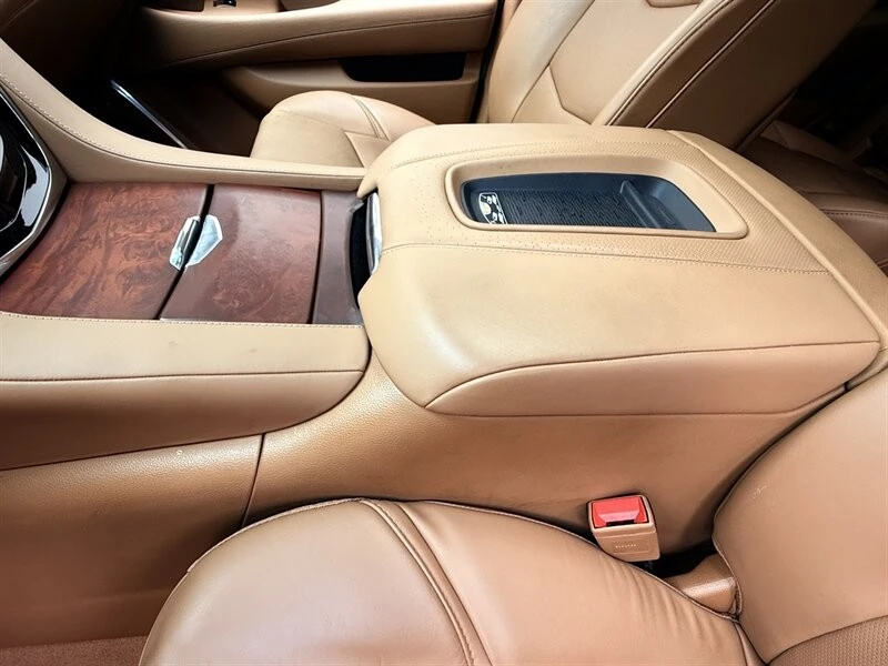 2017 Cadillac Escalade 4th Gen - Image 9 of 12