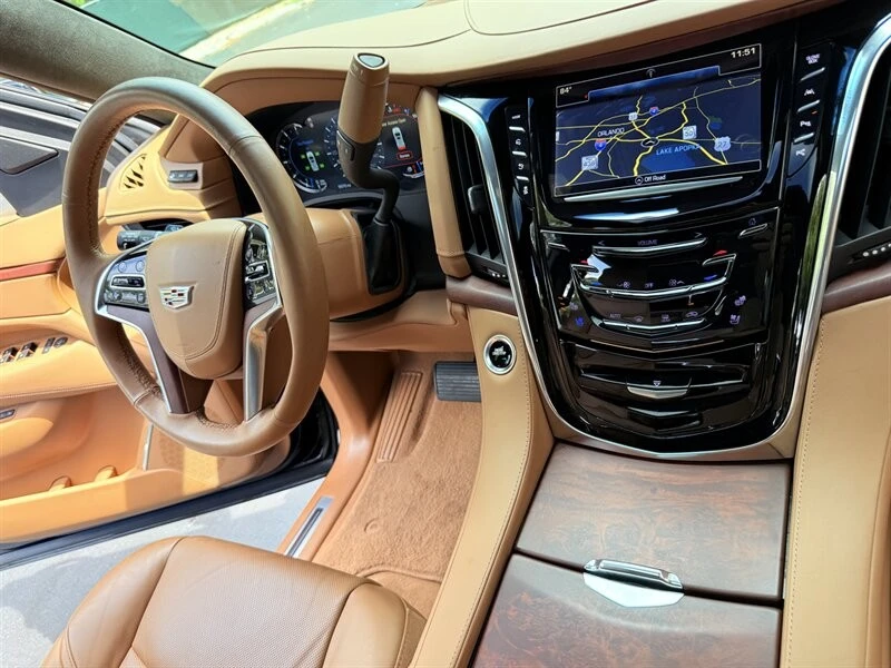 2017 Cadillac Escalade 4th Gen - Image 20 of 21