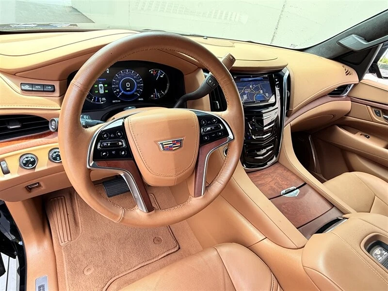 2017 Cadillac Escalade 4th Gen - Image 6 of 12