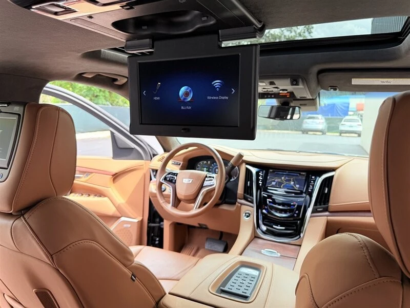 2017 Cadillac Escalade 4th Gen - Image 18 of 21