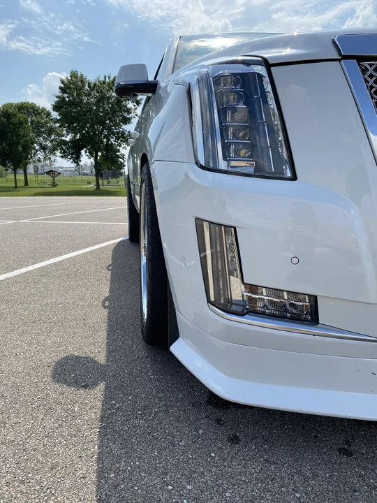 2017 Cadillac Escalade 4th Gen - Image 28 of 30
