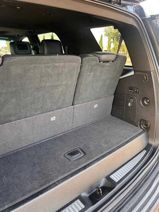 2017 Cadillac Escalade 4th Gen - Image 8 of 10
