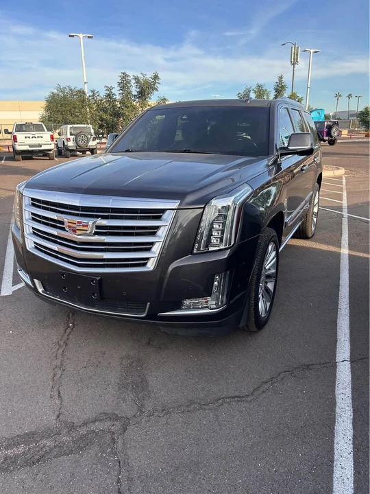 2017 Cadillac Escalade 4th Gen - Image 2 of 10