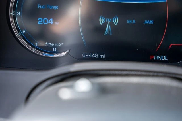 2017 Cadillac Escalade 4th Gen - Image 17 of 18