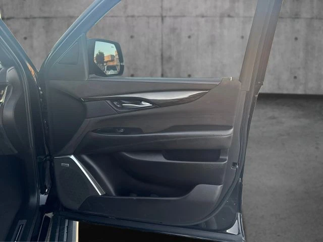 2017 Cadillac Escalade 4th Gen - Image 21 of 21