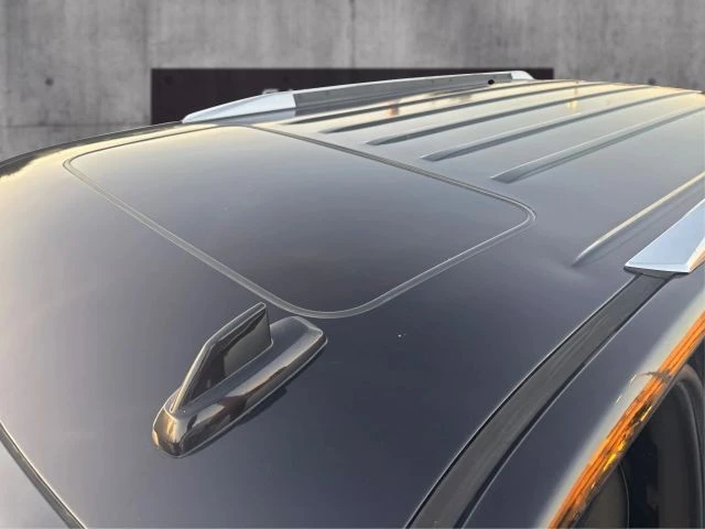 2017 Cadillac Escalade 4th Gen - Image 12 of 21