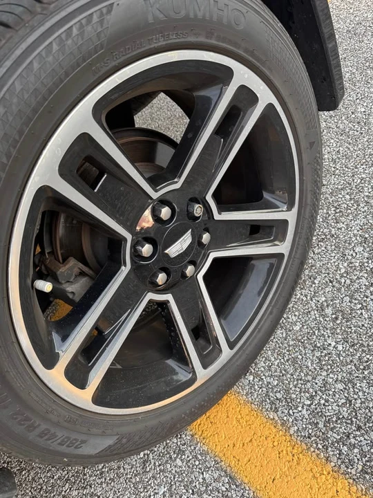 2017 Cadillac Escalade 4th Gen - Image 11 of 17