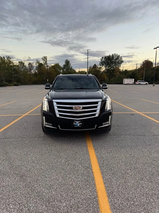 2017 Cadillac Escalade 4th Gen - Image 3 of 17