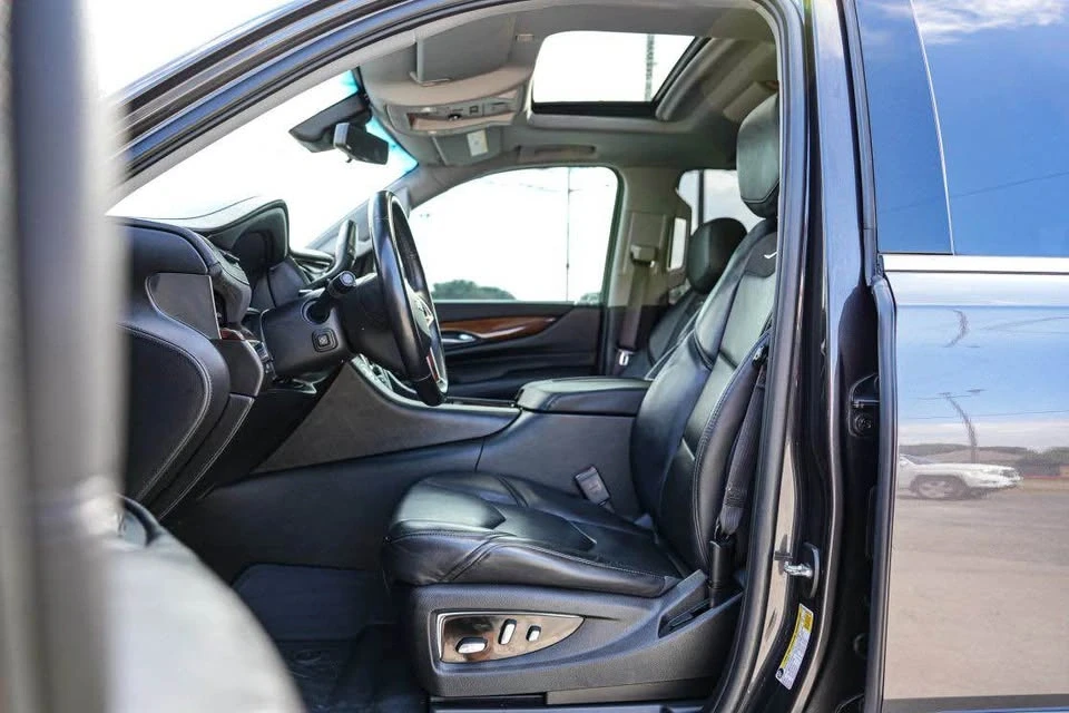 2017 Cadillac Escalade 4th Gen - Image 10 of 18