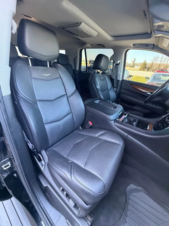 2017 Cadillac Escalade 4th Gen - Image 19 of 20