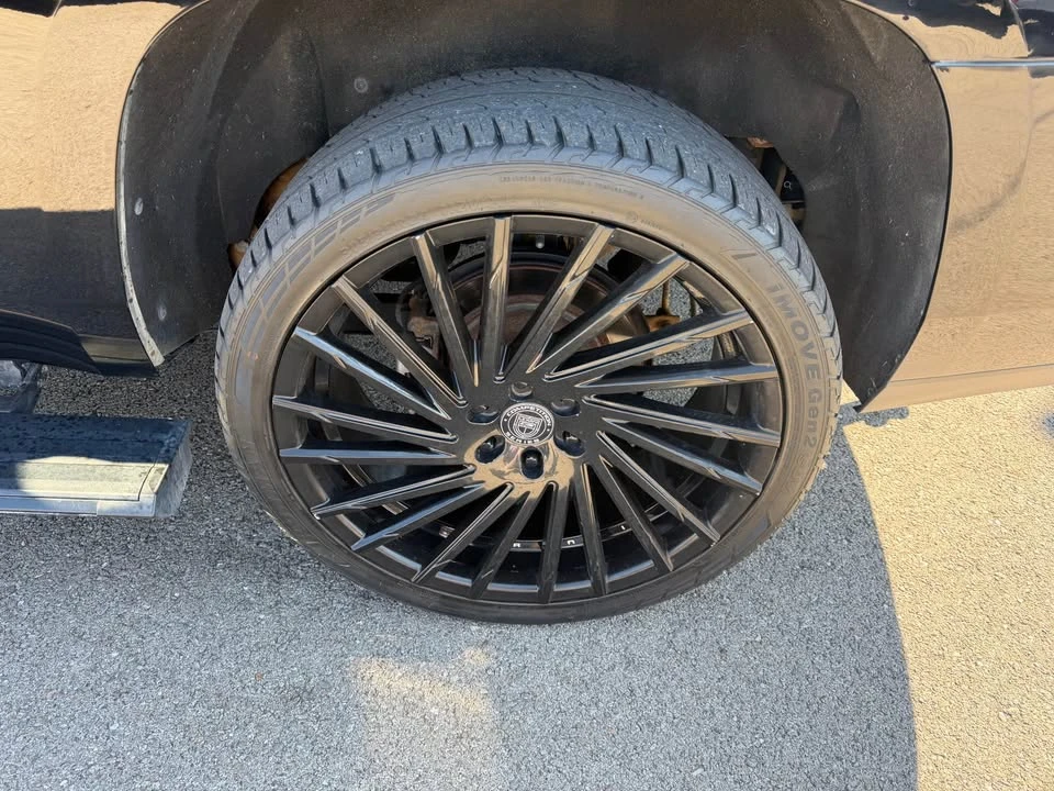 2017 Cadillac Escalade 4th Gen - Image 10 of 20