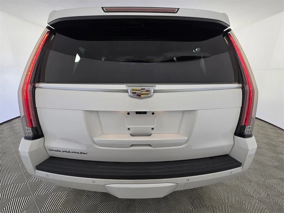 2017 Cadillac Escalade 4th Gen - Image 12 of 12
