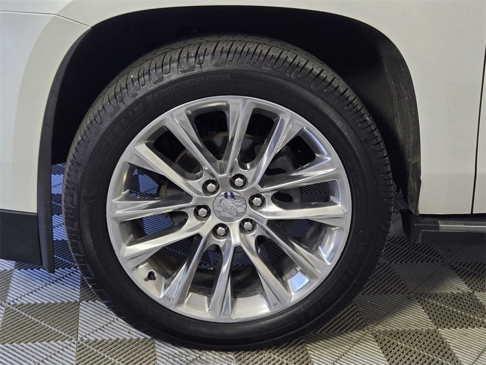 2017 Cadillac Escalade 4th Gen - Image 5 of 12