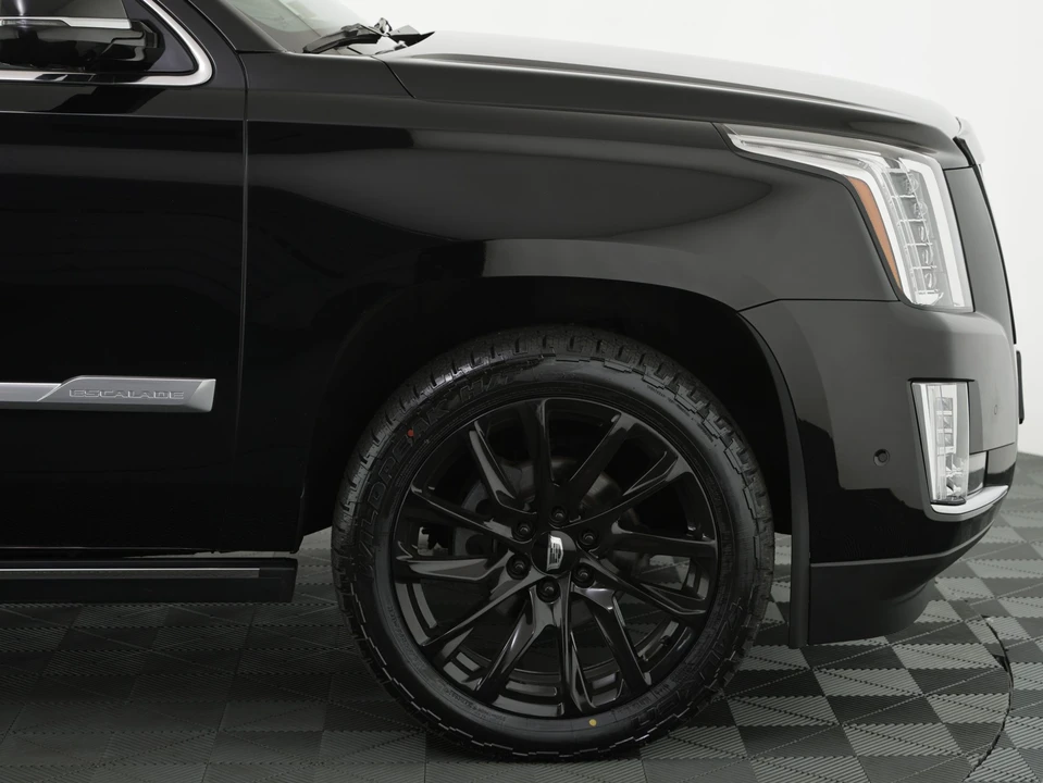2017 Cadillac Escalade 4th Gen - Image 26 of 31