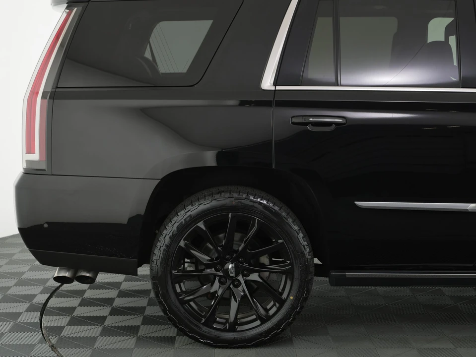 2017 Cadillac Escalade 4th Gen - Image 25 of 31